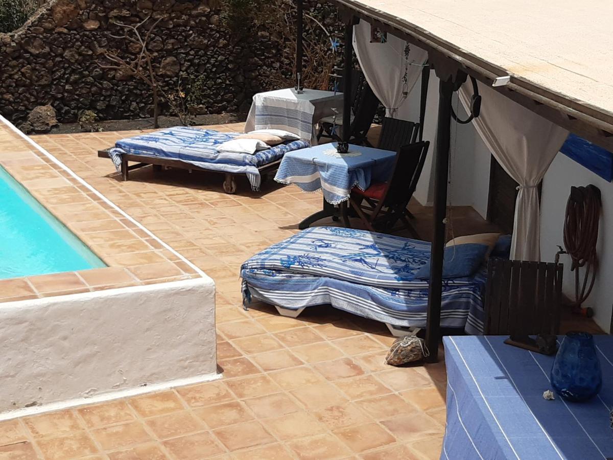 Tipica Lanzarote House Only Adults Bed & Breakfast Tias Exterior photo