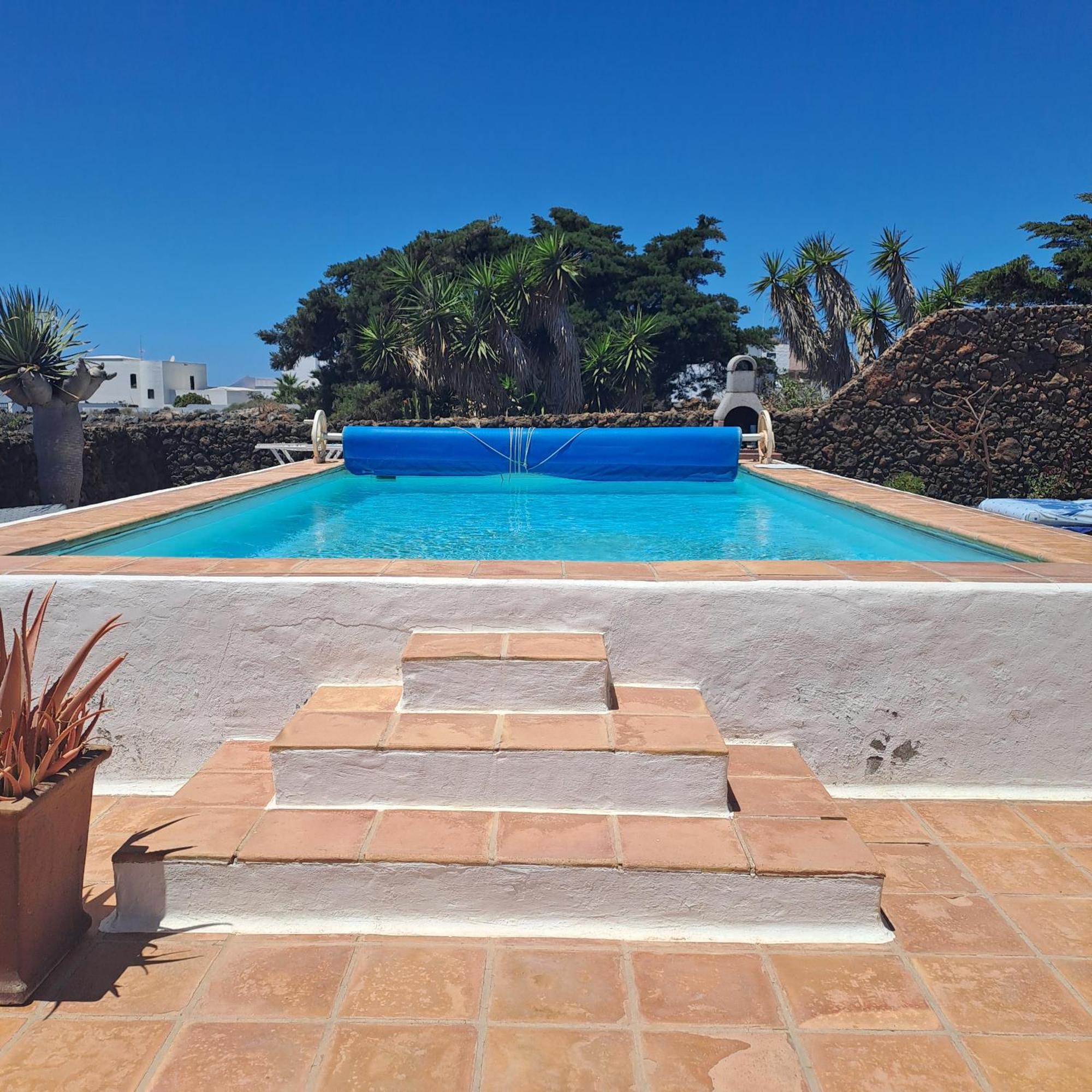 Tipica Lanzarote House Only Adults Bed & Breakfast Tias Exterior photo
